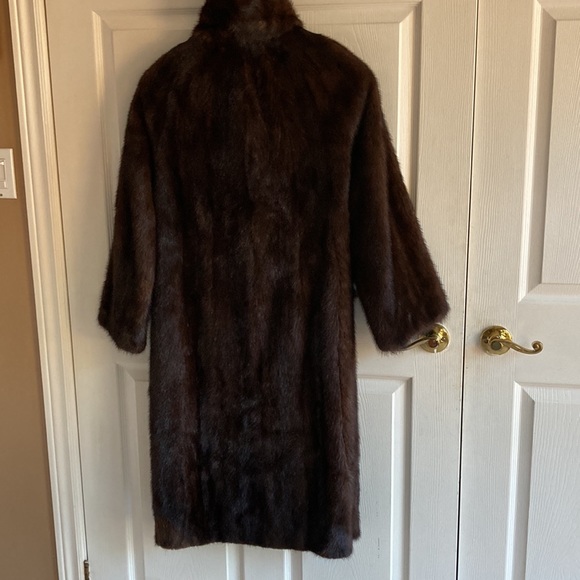 Luxurious full length fur coat. Size M. In excellent condition (well cared for). - Picture 3 of 12